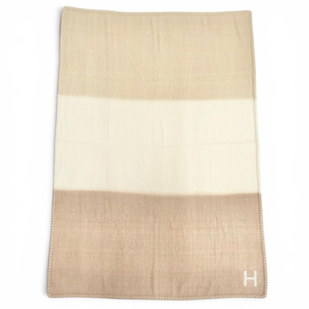 HERMES H104022M Plaid Handwoven Dyed Cabriole Cashmere Biscuit H Logo Blanket...
